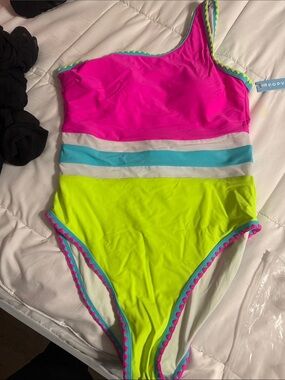 Neon Colorblock One-Shoulder One-Piece Swimsuit - Pink & Neon Yellow